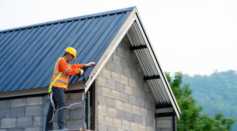 Expert Emergency Roof Repairs services in Mackville, KY